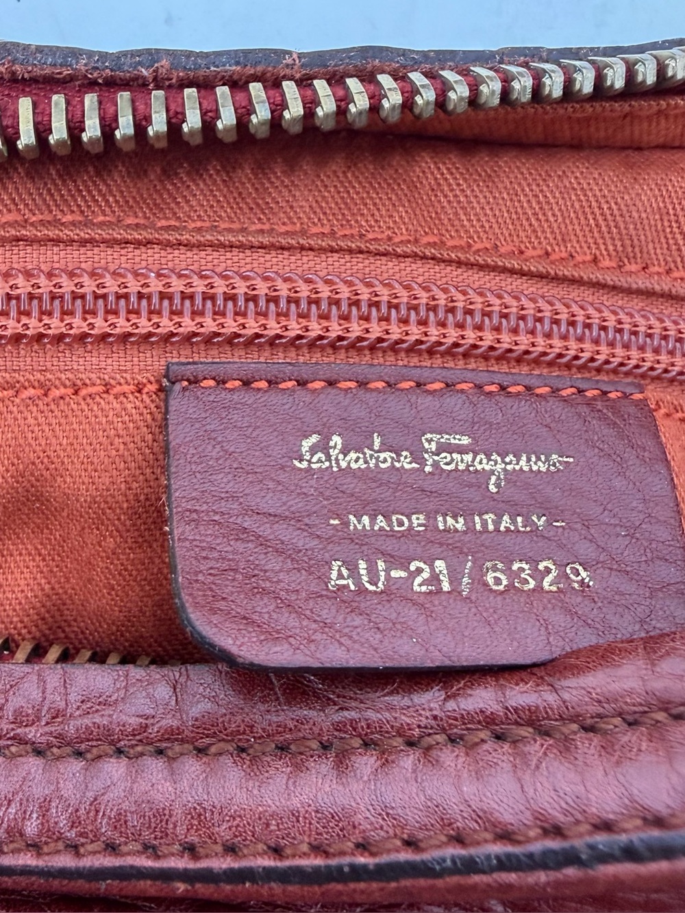Salvatore Ferragamo Half Moon Gancini Leather Tassel Hobo Bag y2K - Picture 3 of 13